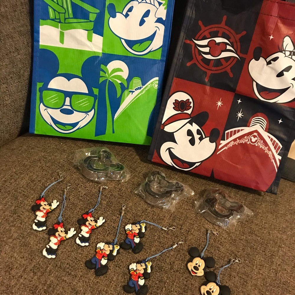 This is for all the Disney Cruise line lovers